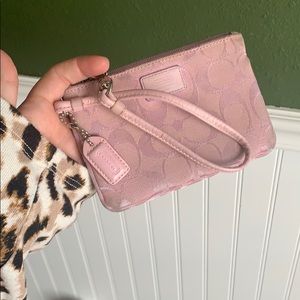 PRICE FIRM • Y2K COACH WRISTLET